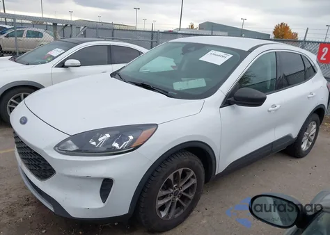 2022 Ford Escape Se z USA, uszkodzony, nr VIN 1FMCU9G64NUA62545